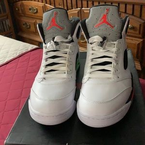 Jordan 5 Poison Green size 10.5